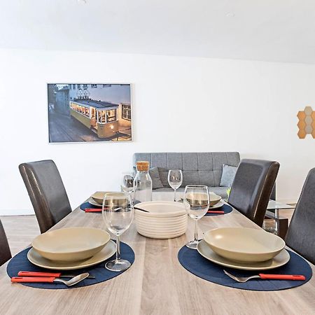 Amazing Apartment In Downtown Porto By Lovelystay Exterior photo